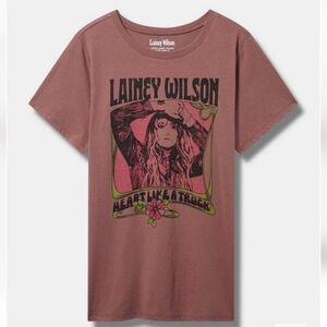 🆕️ 2X LAINEY WILSON CLASSIC FIT COTTON CREW TEE🛻